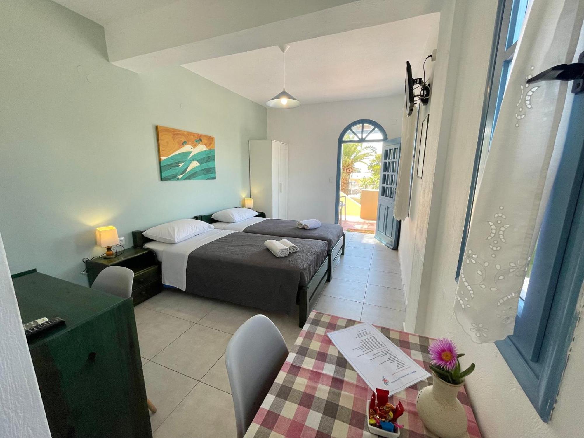Asterias Mini Coastal Apartments Perivólosz Kültér fotó