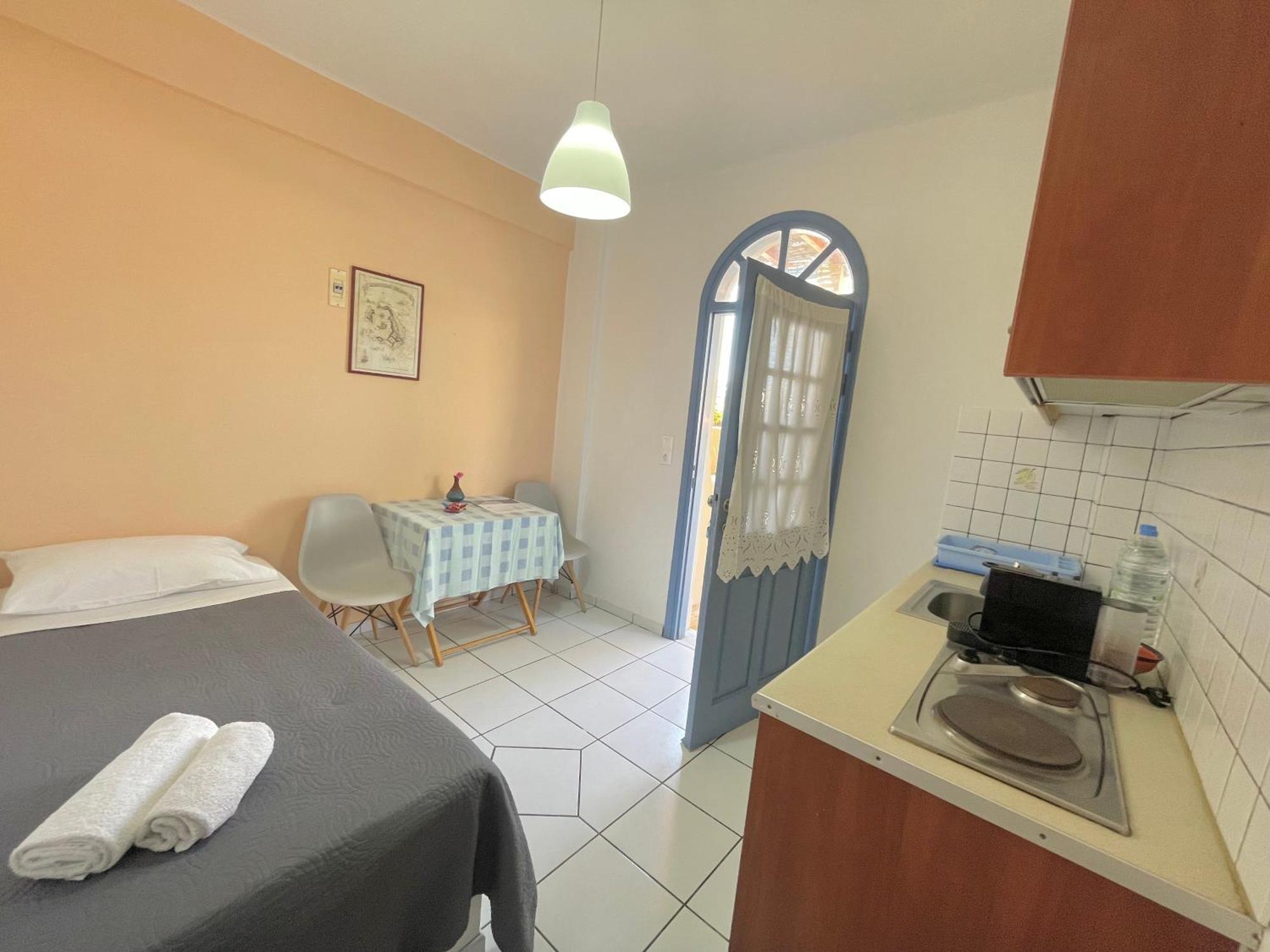 Asterias Mini Coastal Apartments Perivólosz Kültér fotó